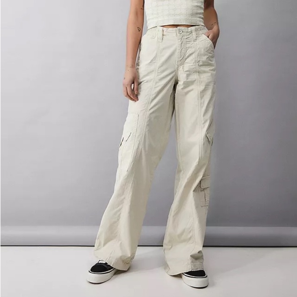 BDG Urban Outfitters Y2K cargo pants baggy tan cream